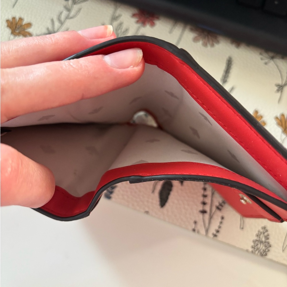 Kate Spade Red Leather Wallet Vibrant and Structured - Picture 4 of 4